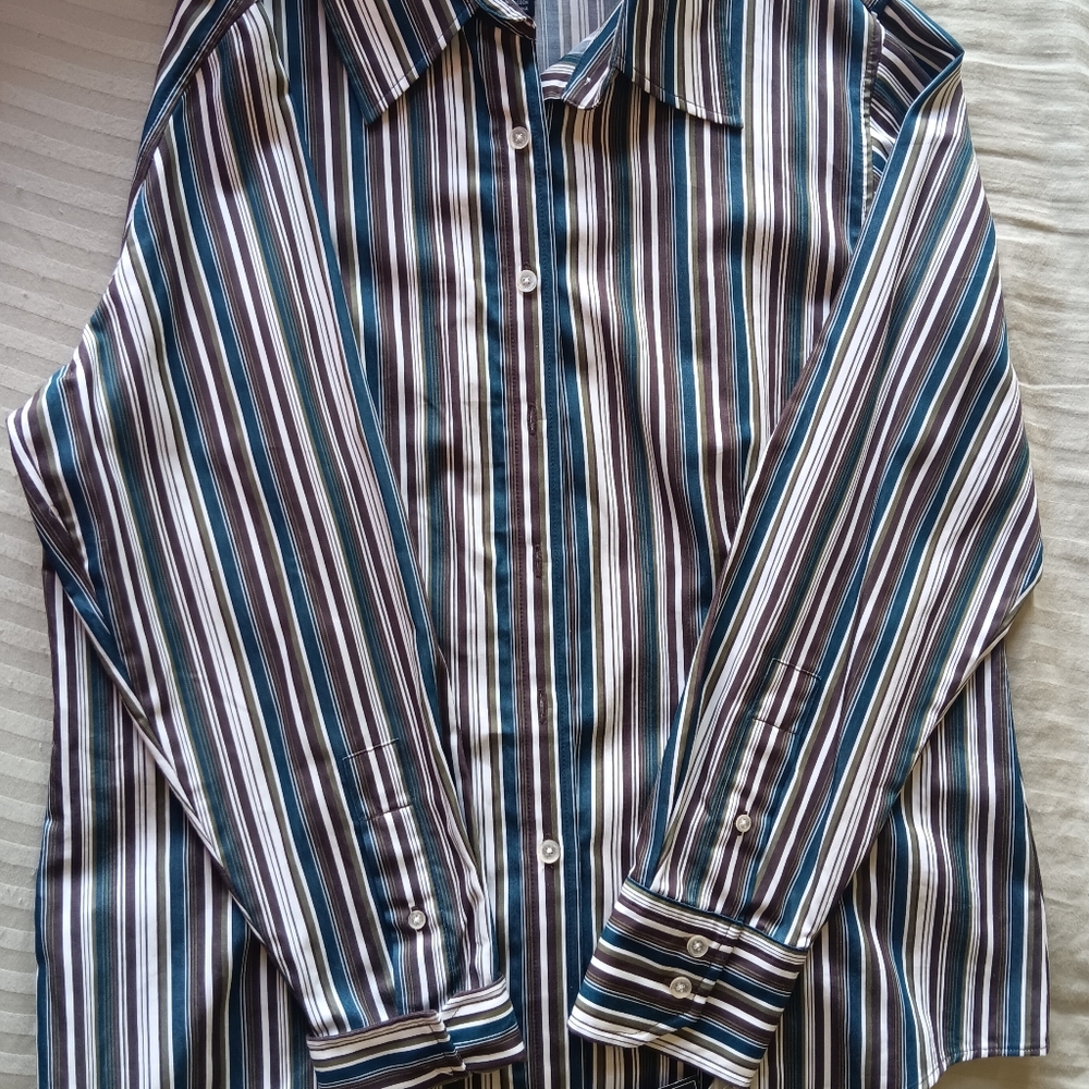 Jones New York Blue and White Dress Shirt with Vertical Stripes